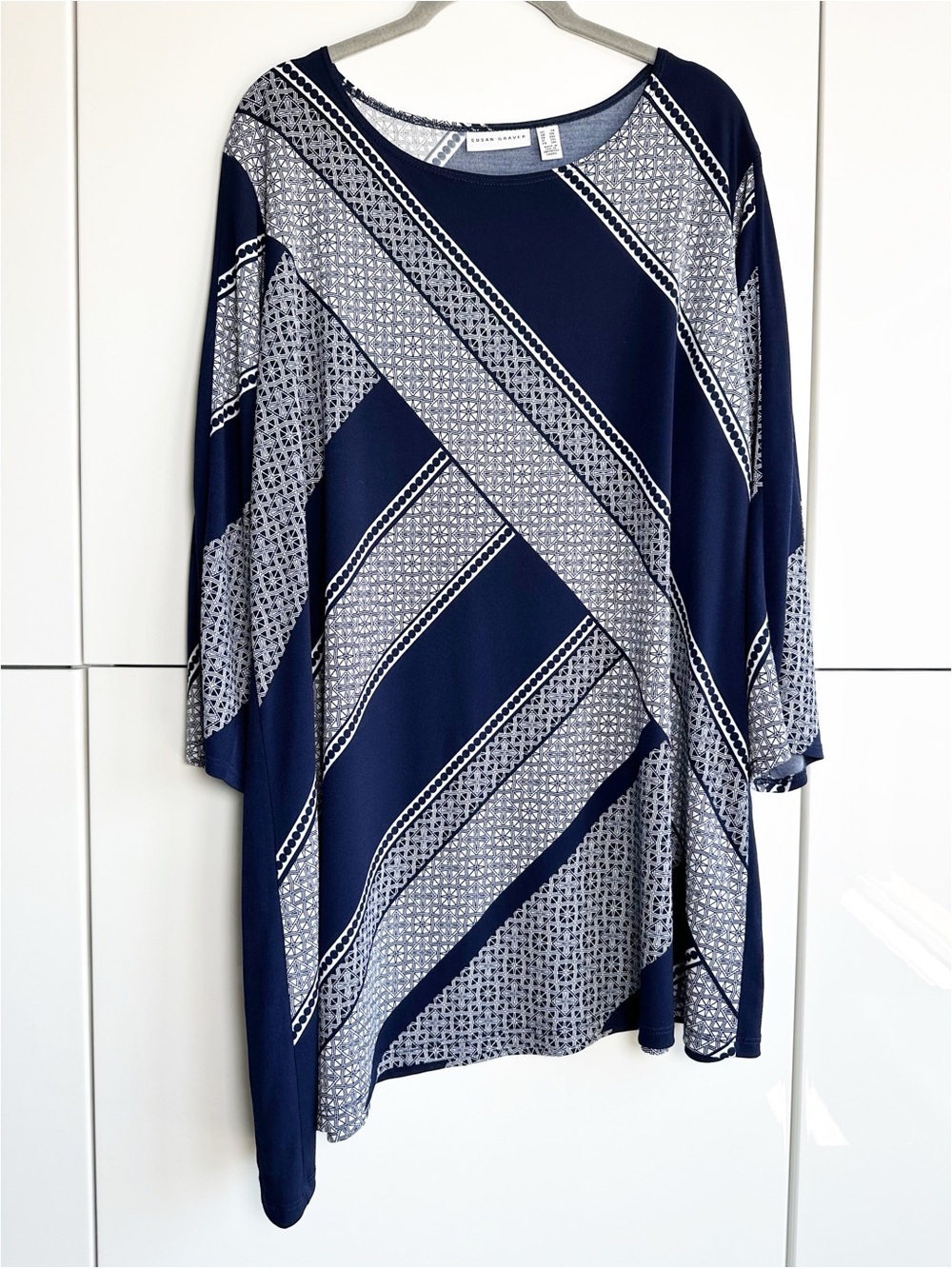 Susan Graver Liquid Knit Tunic Top Navy White Geometric Pattern 2XL Coastal